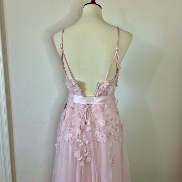 Pear Culture Princess Gown - Picture 5 of 10